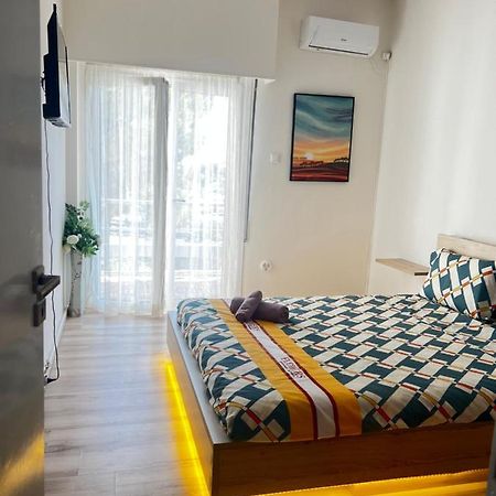 Artemida Apartment Near The Sea ภายนอก รูปภาพ