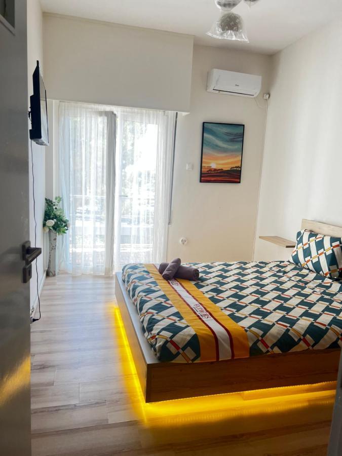 Artemida Apartment Near The Sea ภายนอก รูปภาพ